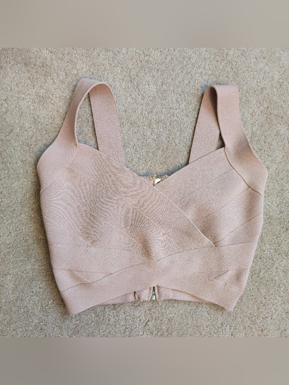 Guess - Picture 1 of 12